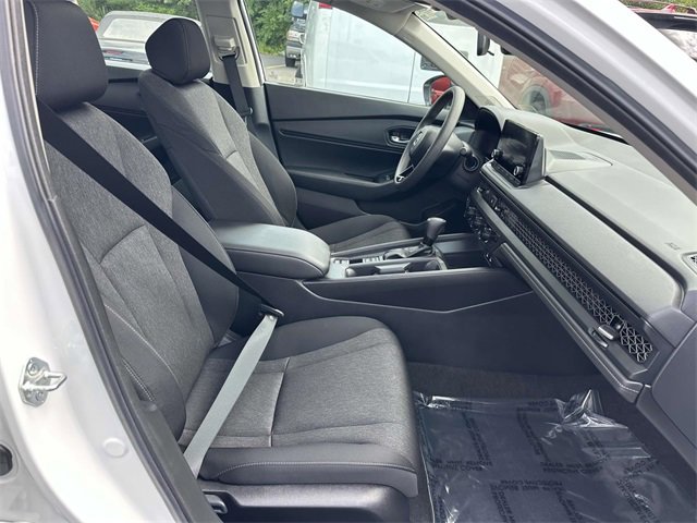 Certified 2025 Honda Accord SE image 7