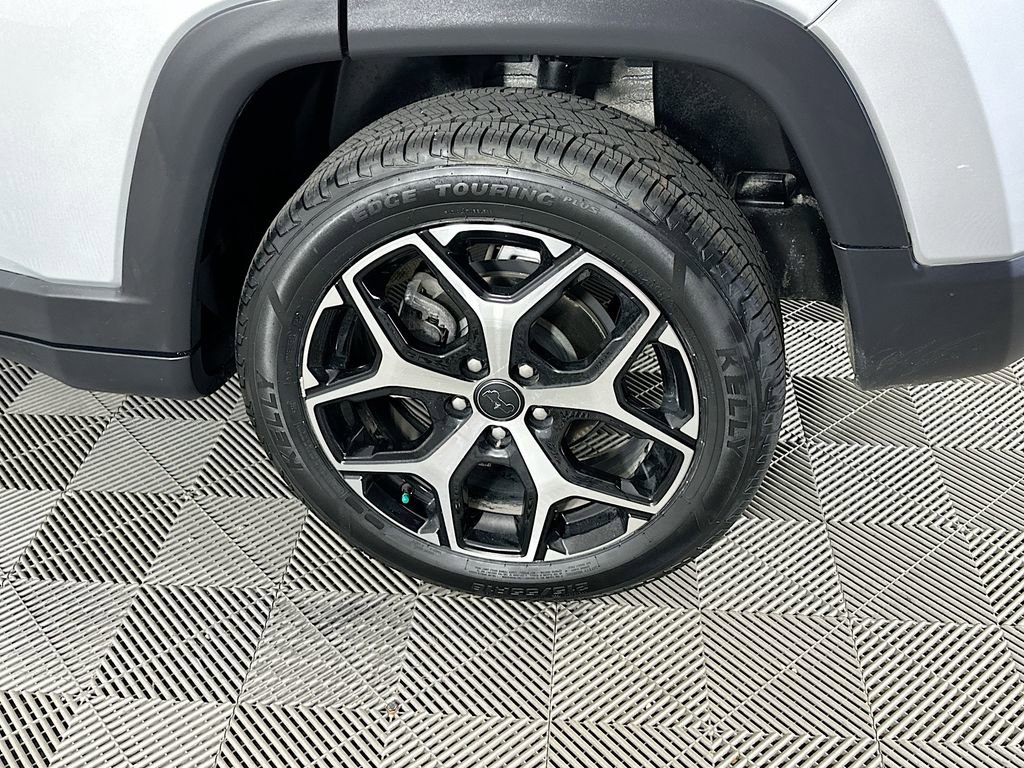 Used 2025 Jeep Compass Limited AWD/4WD image 40