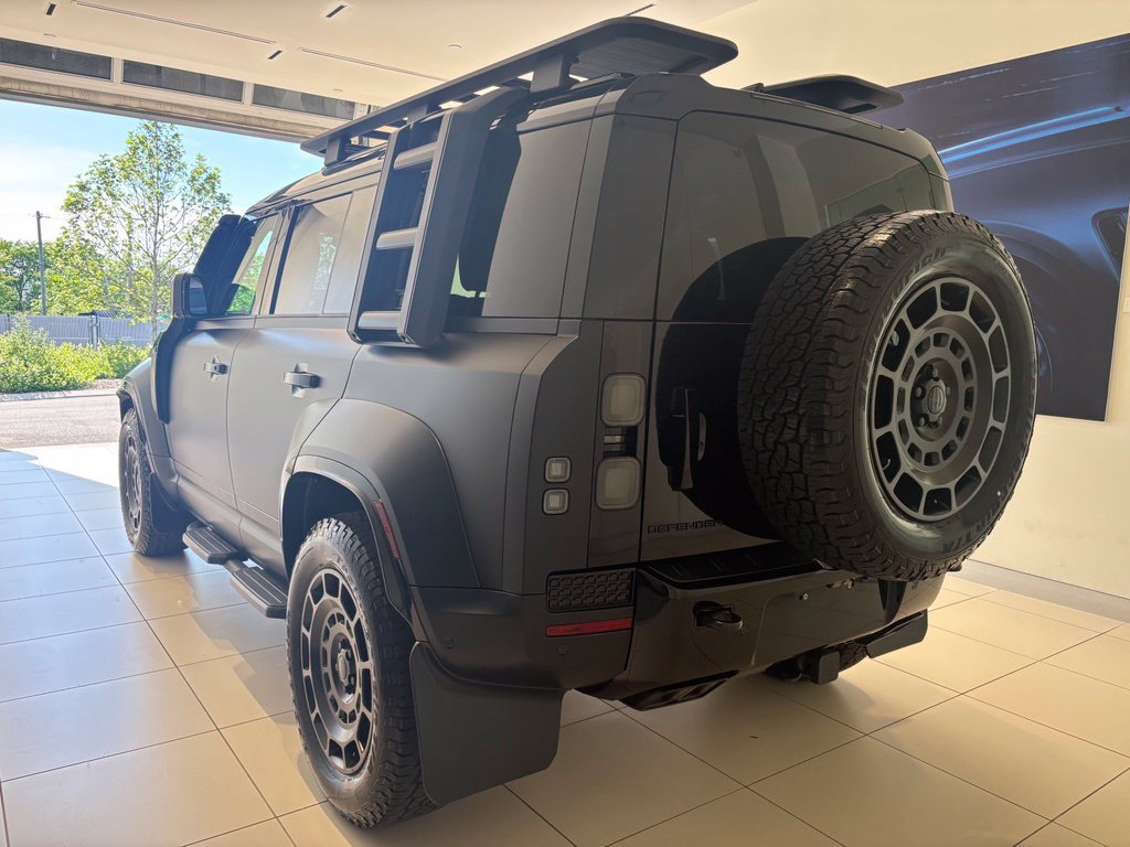 New 2026 Land Rover Defender 110 AWD/4WD image 2