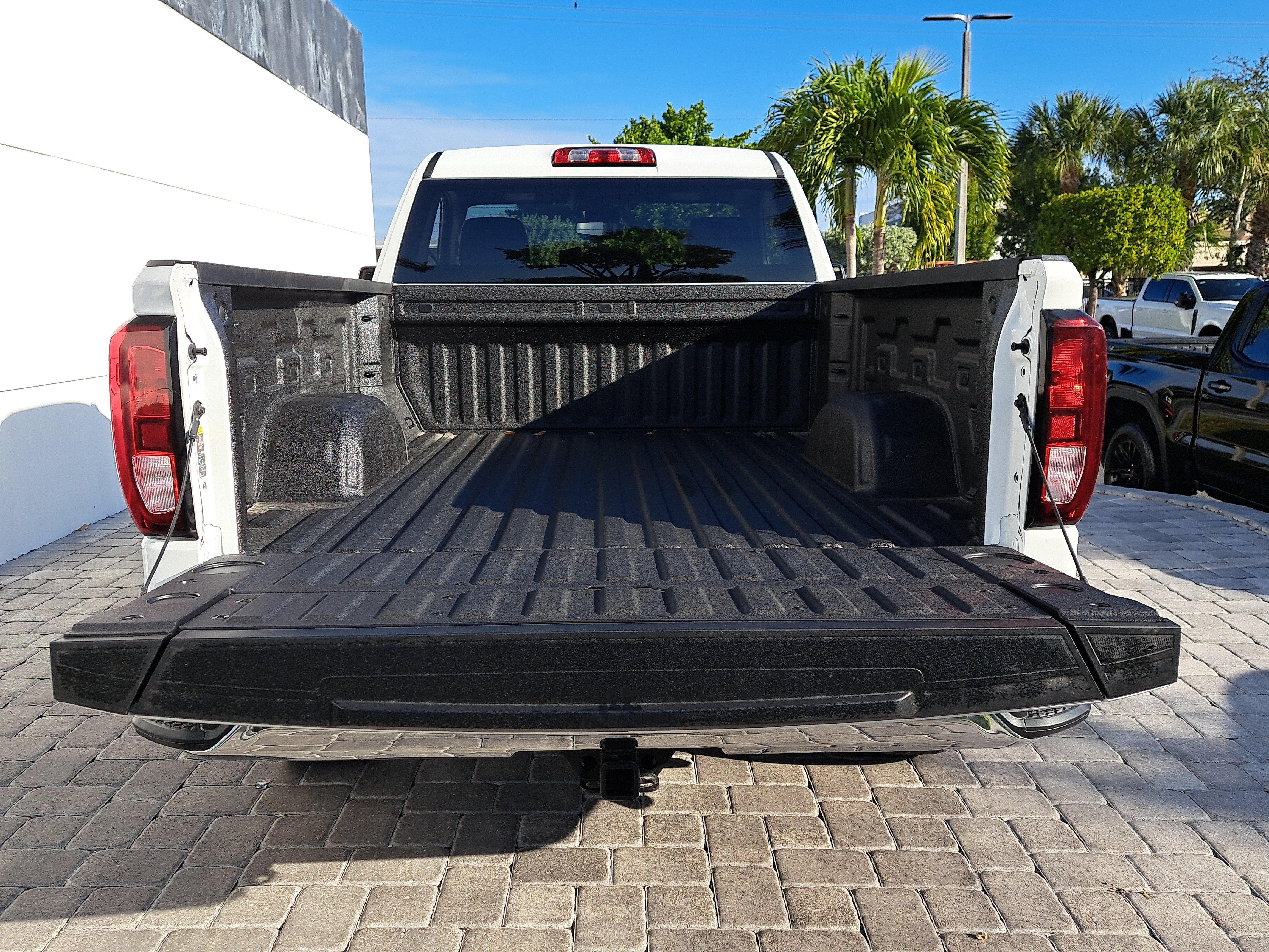 New 2026 GMC Sierra 1500 Pro w/ Pro Value Package RWD image 9