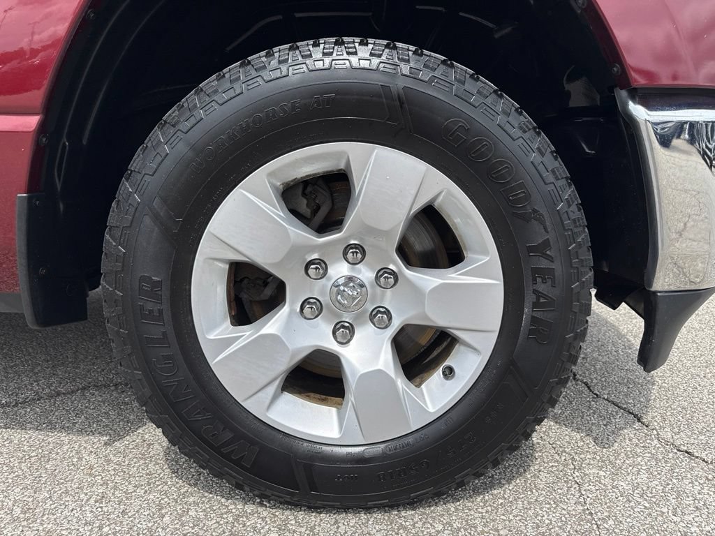 Used 2020 RAM 1500 Big Horn AWD/4WD image 40