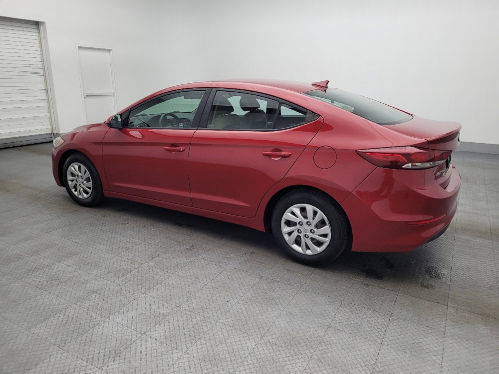 Used 2017 Hyundai Elantra SE image 3