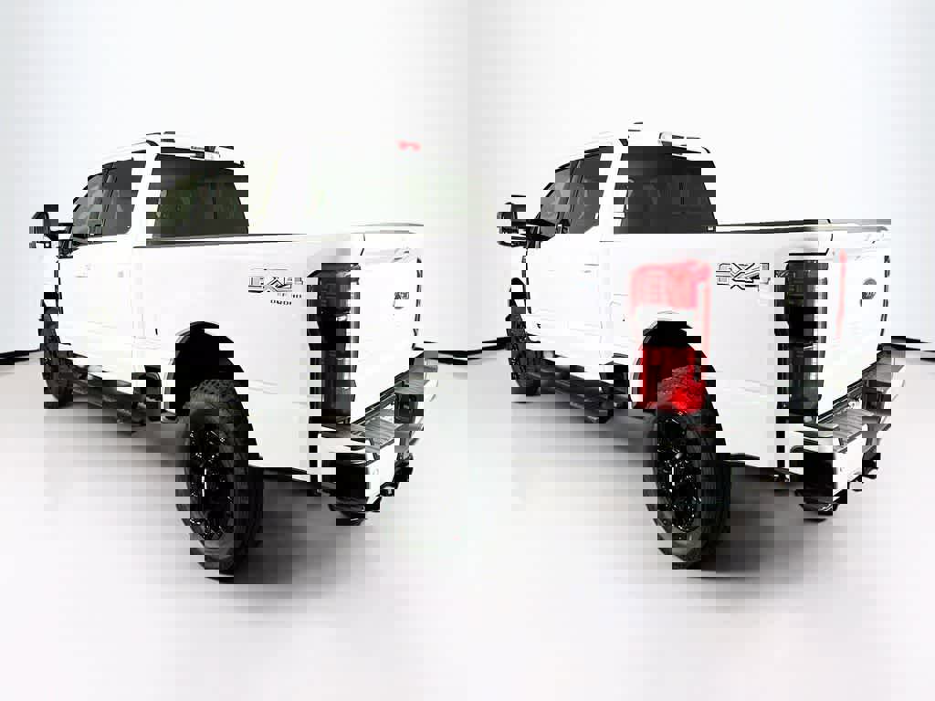 New 2026 Ford F250 XLT w/ XLT Premium Package image 4