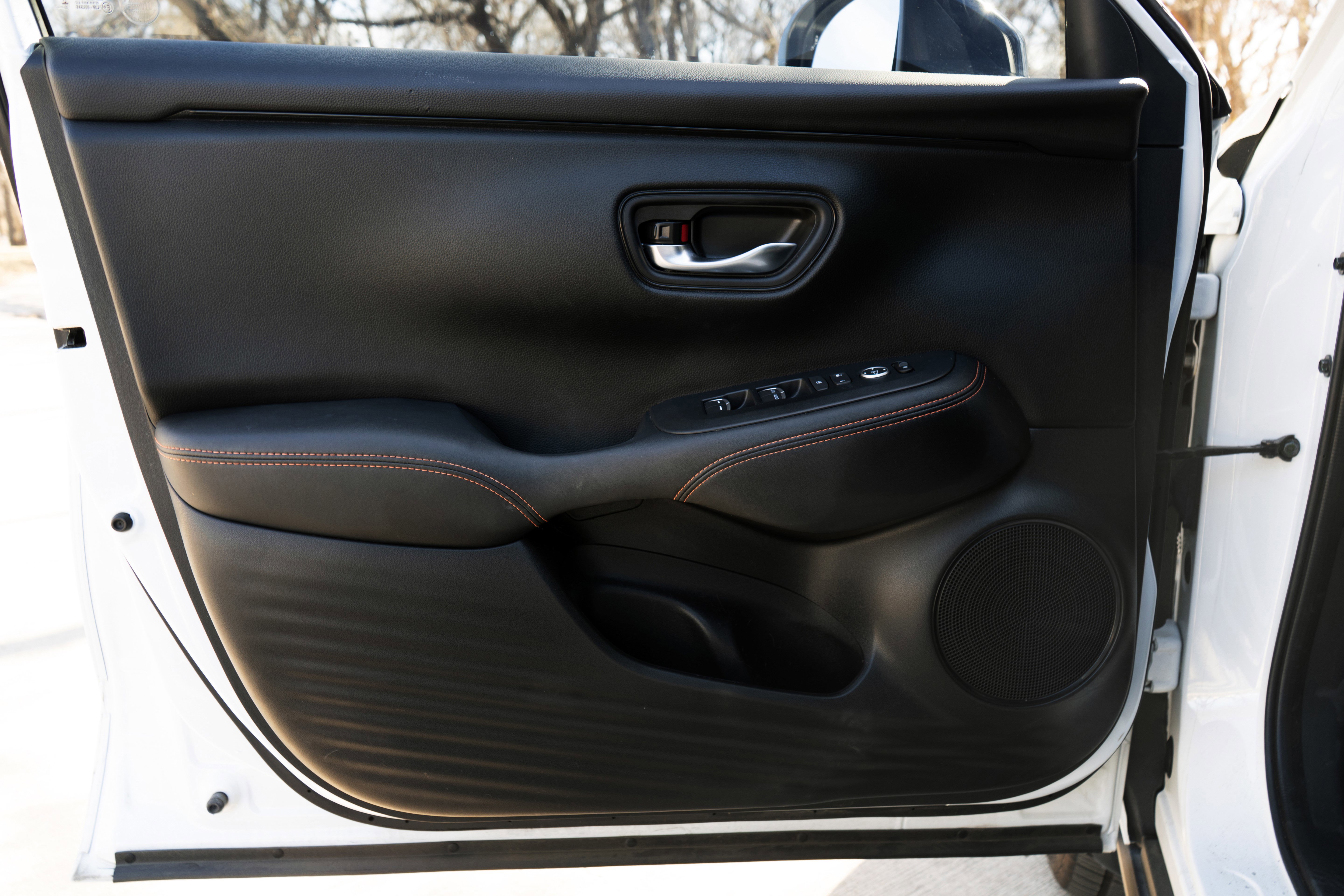 Certified 2024 Honda HR-V Sport image 37