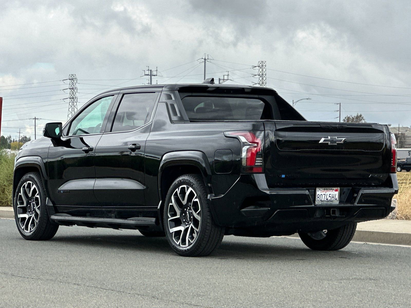 Used 2024 Chevrolet Silverado EV RST image 6
