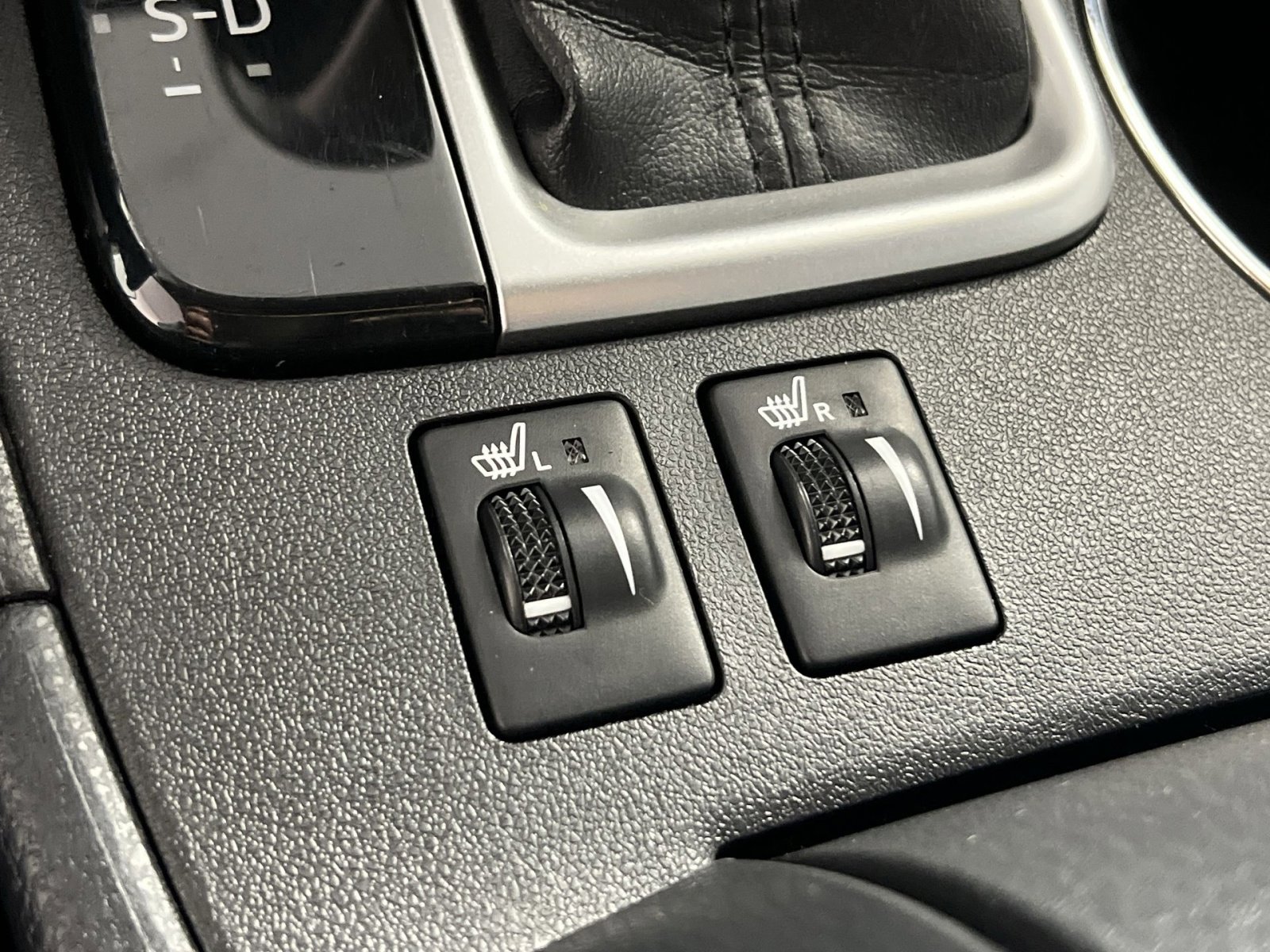 Used 2016 Toyota Highlander XLE image 33