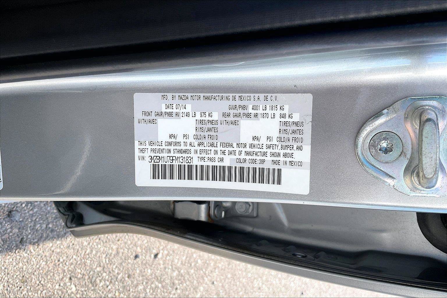 Used 2015 MAZDA MAZDA3 i Sport FWD image 32