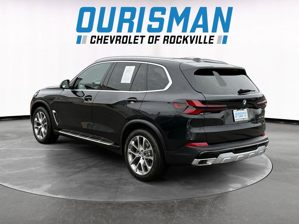 Used 2025 BMW X5 sDrive40i w/ Climate Comfort Package image 4