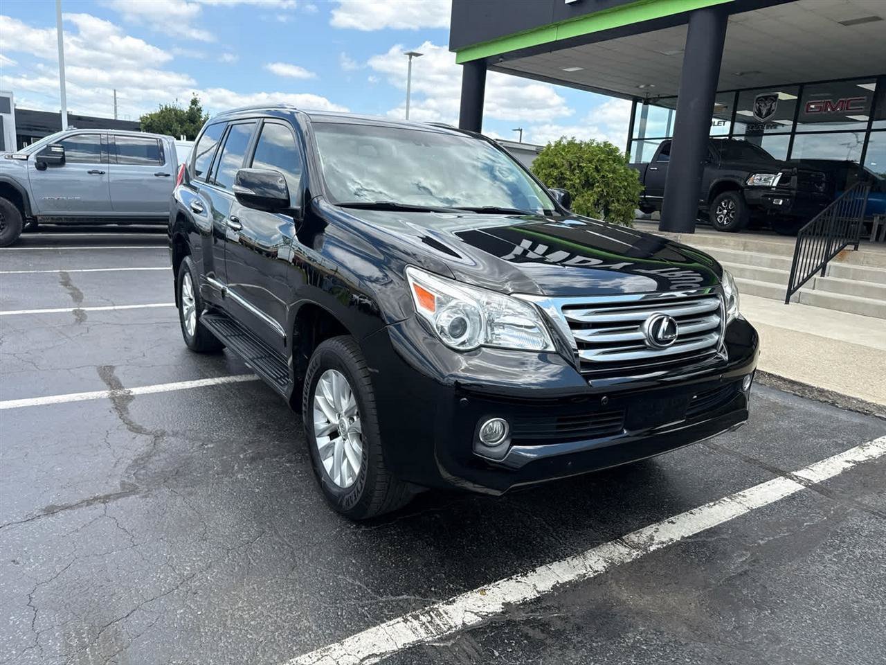 Used 2013 Lexus GX 460 w/ Comfort Plus Pkg AWD/4WD image 2