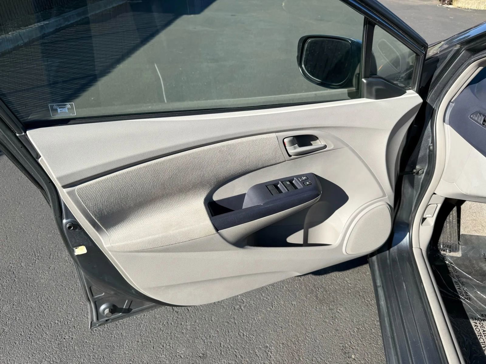 Used 2010 Honda Insight LX image 9