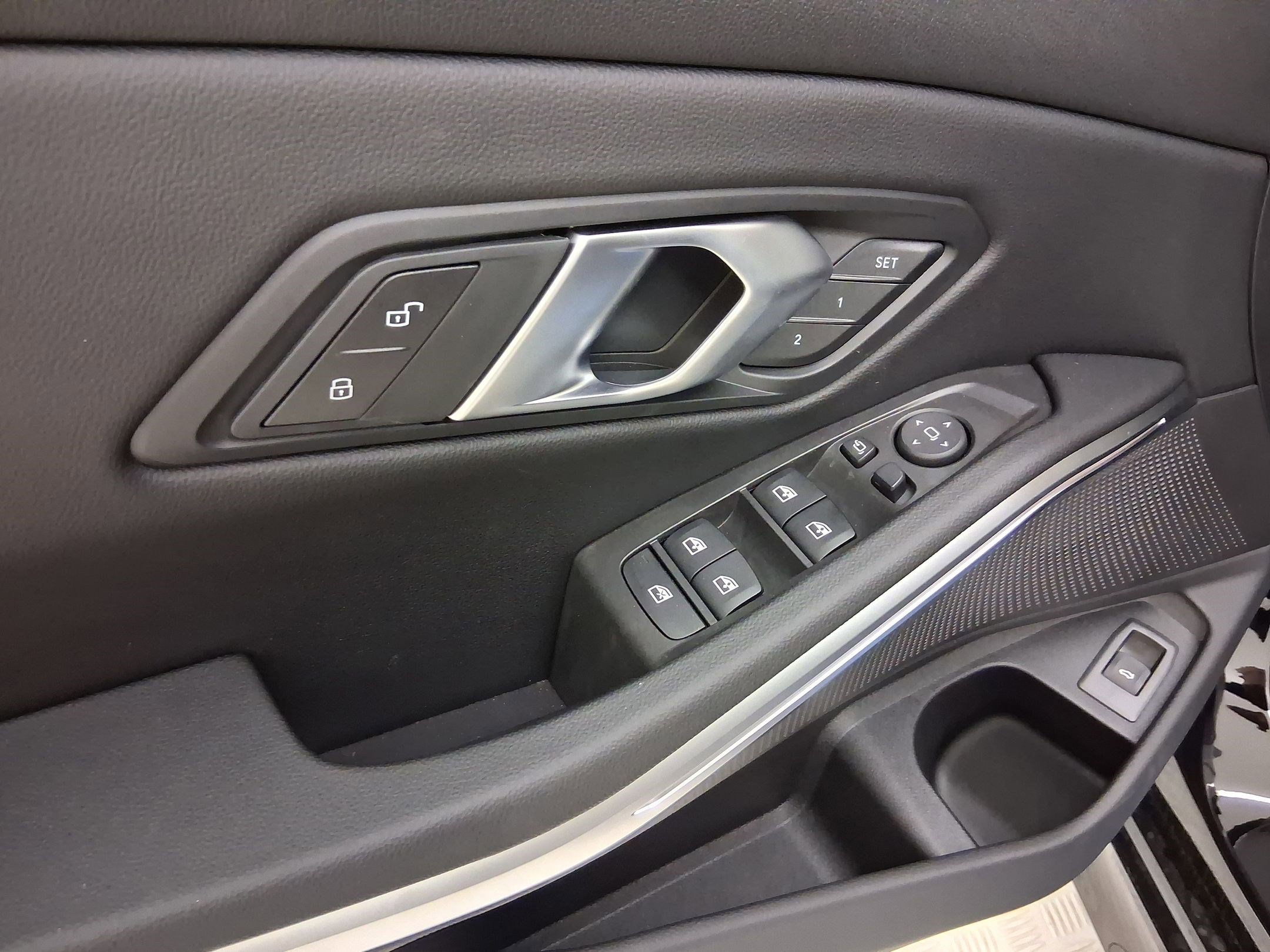 New 2026 BMW 330i Sedan w/ Convenience Package image 21
