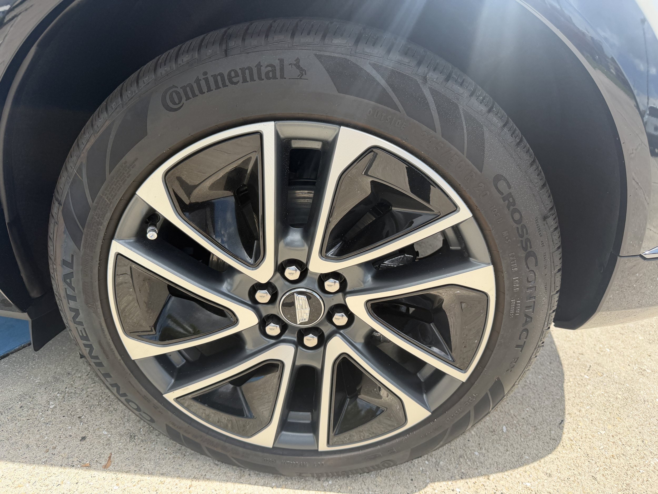 New 2027 Cadillac Optiq Sport RWD image 29