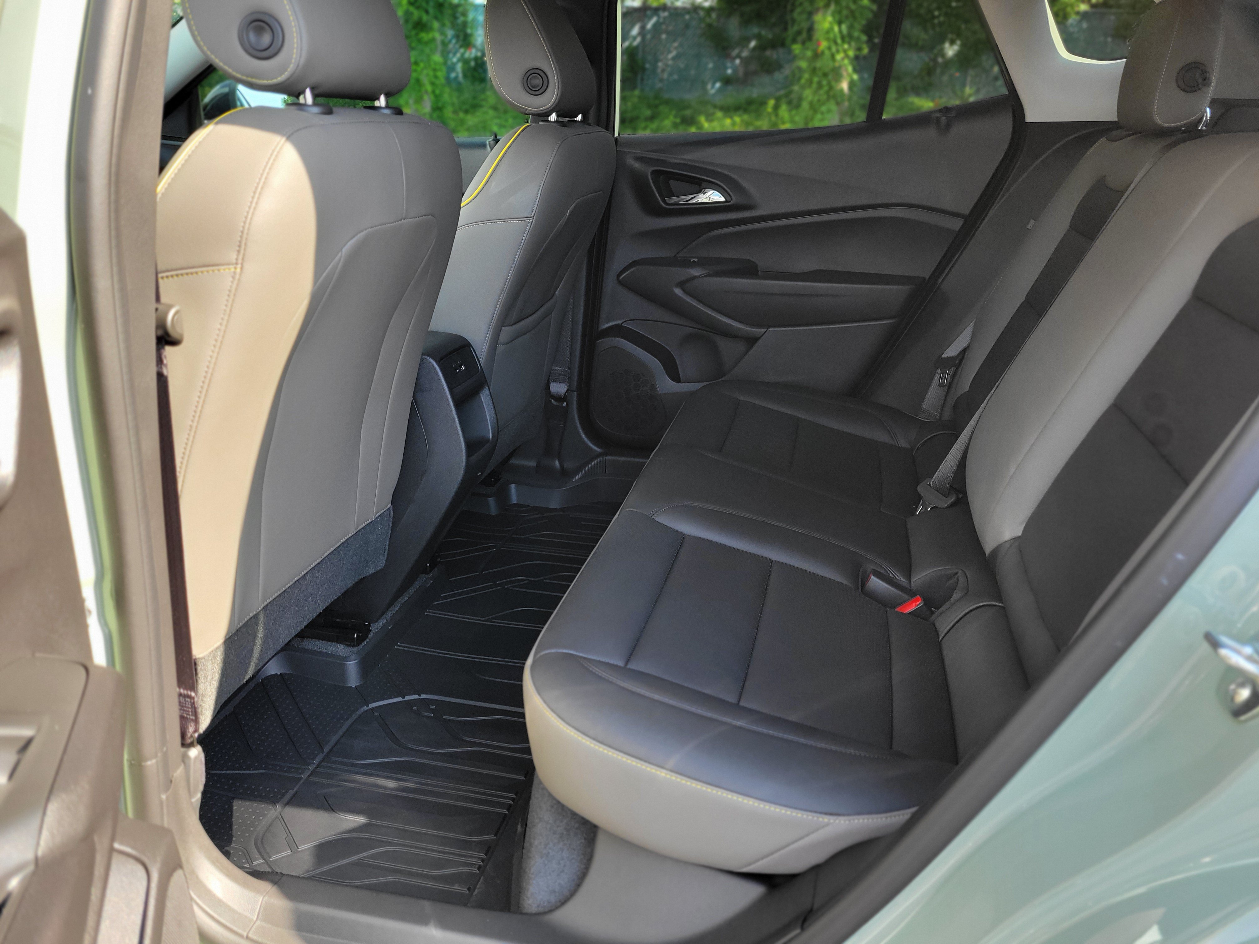 Certified 2026 Chevrolet Trax ACTIV w/ Driver Confidence Package FWD image 30
