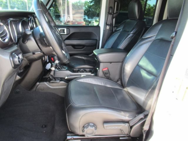 Used 2019 Jeep Wrangler Unlimited Sahara AWD/4WD image 19