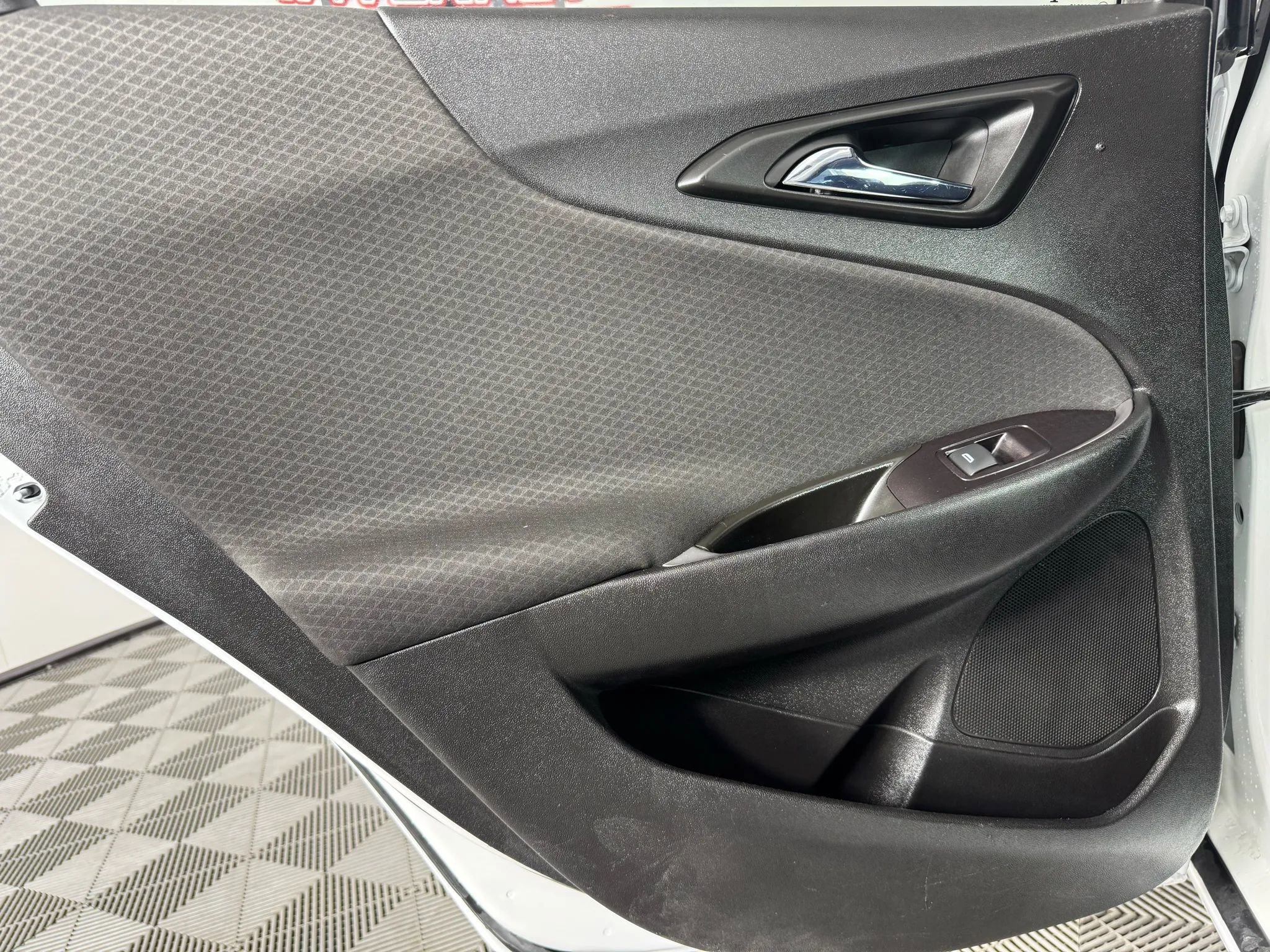 Used 2023 Chevrolet Malibu LS image 39