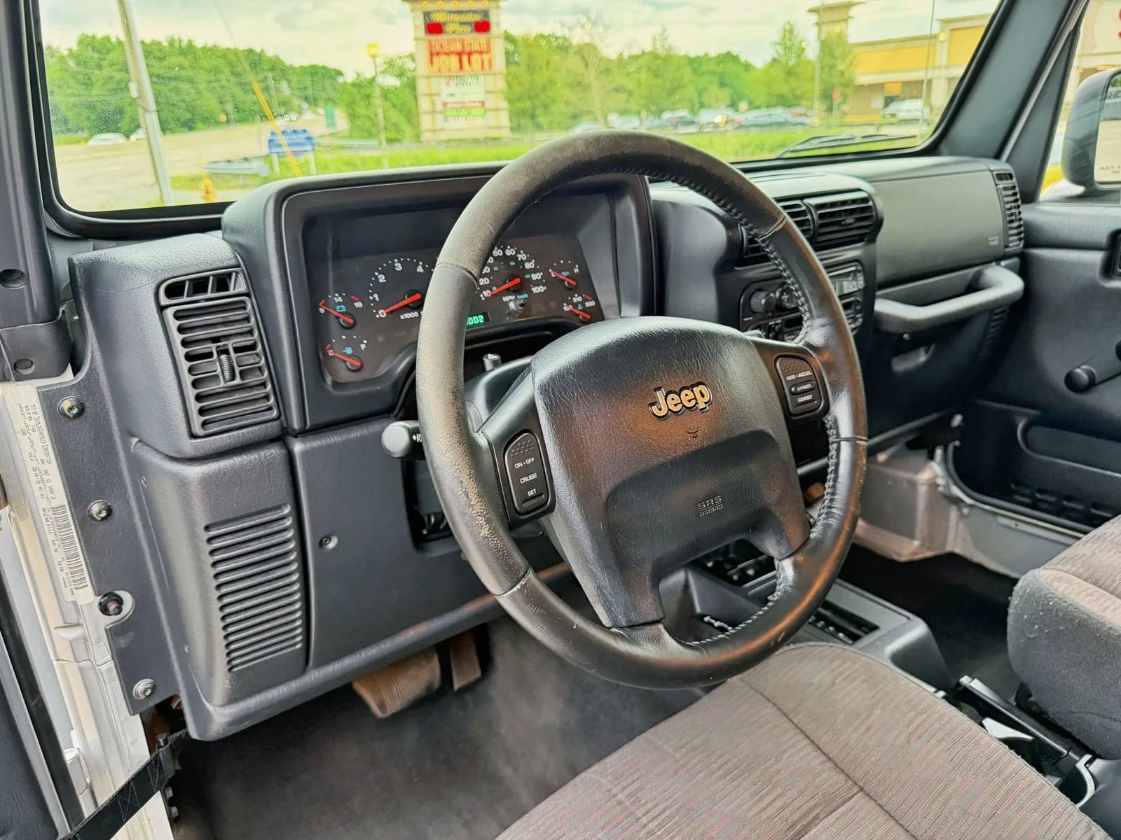 Used 2004 Jeep Wrangler 4WD image 61