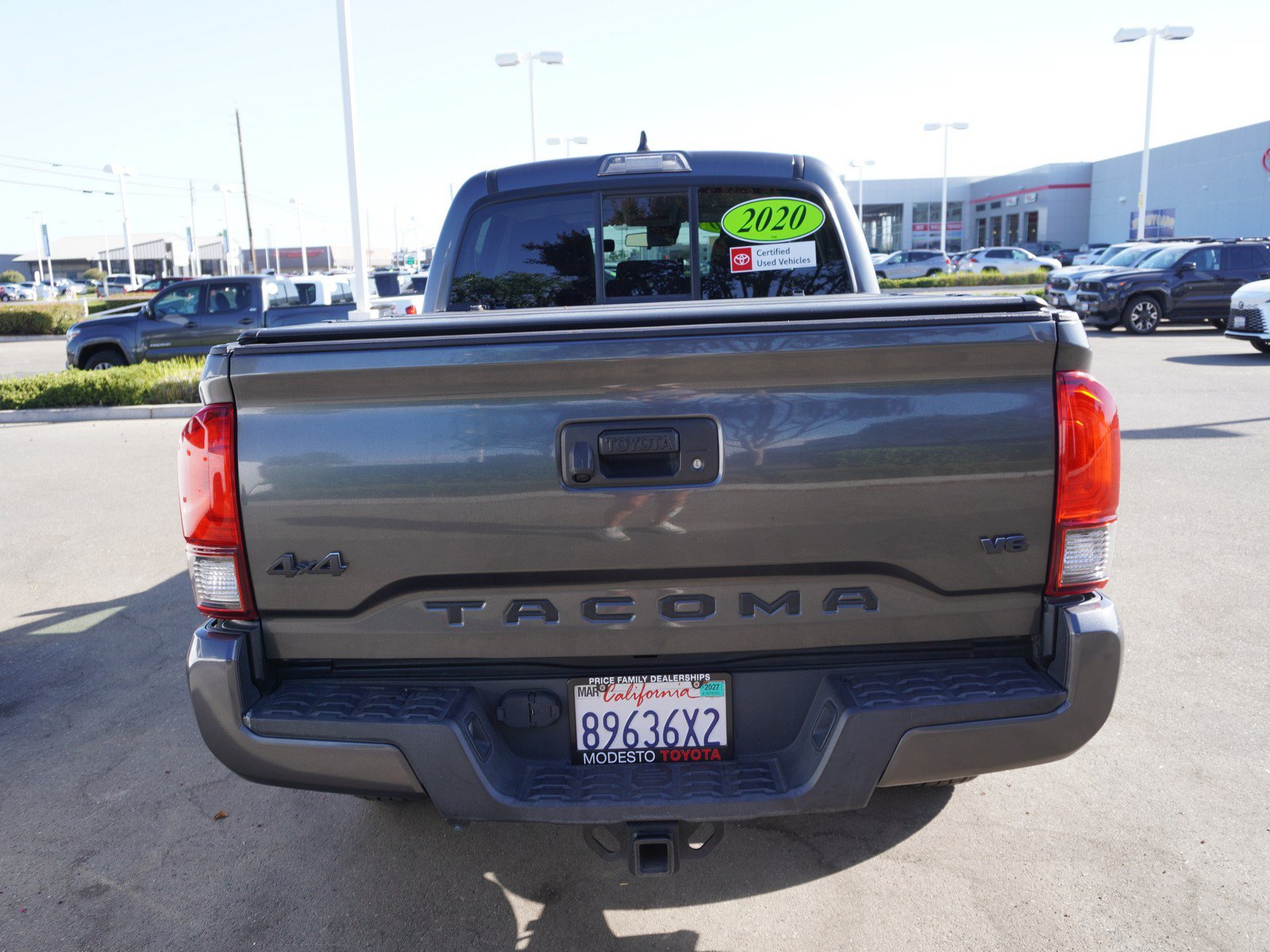 Used 2020 Toyota Tacoma SR AWD/4WD image 11
