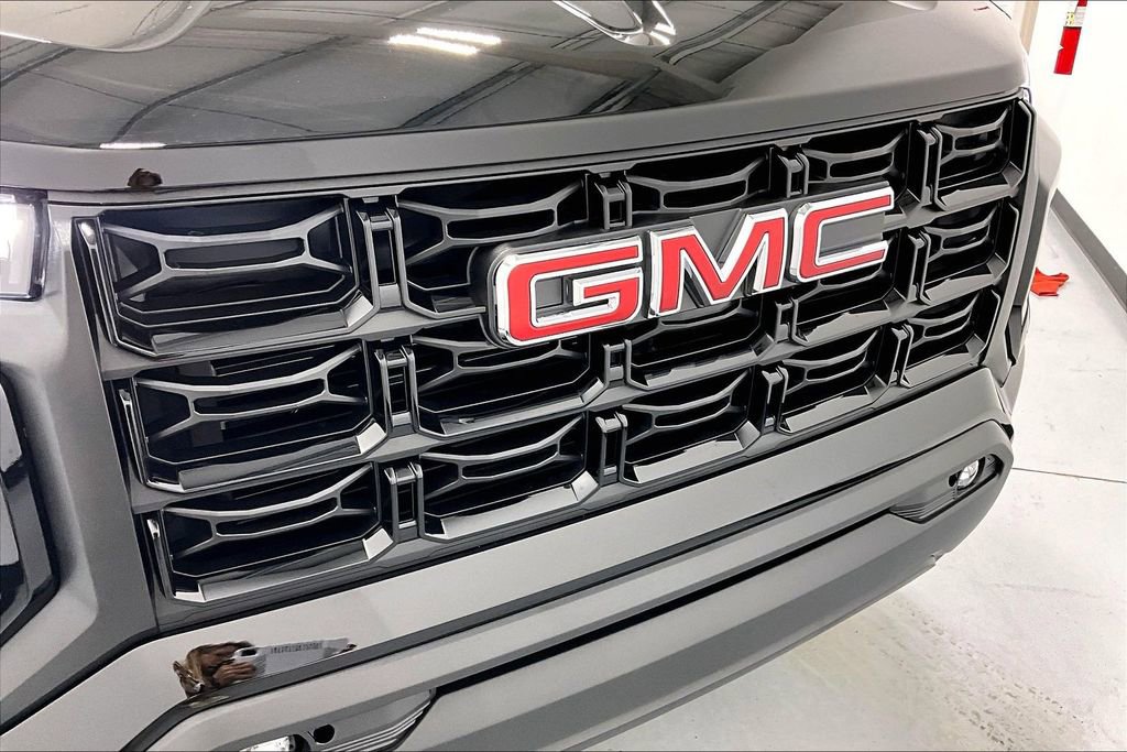 New 2026 GMC Canyon Elevation w/ Convenience Package RWD image 27