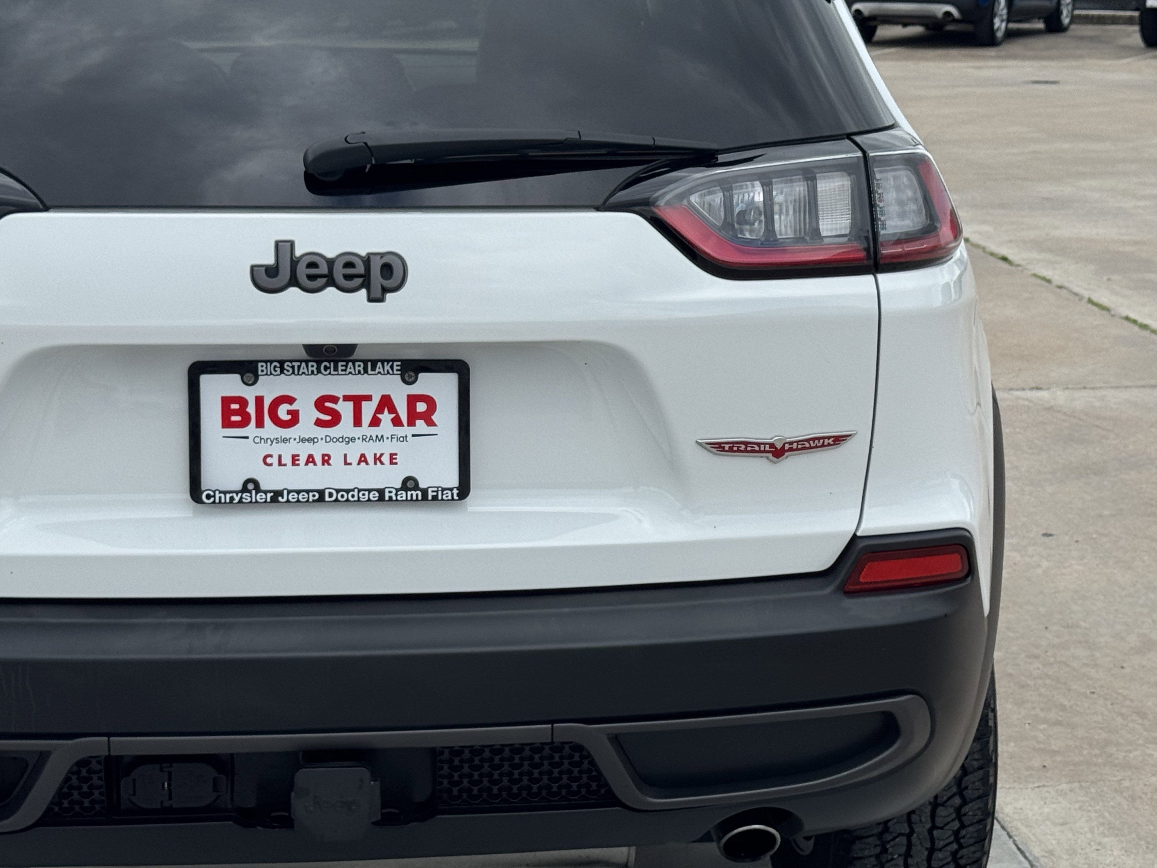 Used 2022 Jeep Cherokee Trailhawk w/ Comfort/Convenience Group AWD/4WD image 10