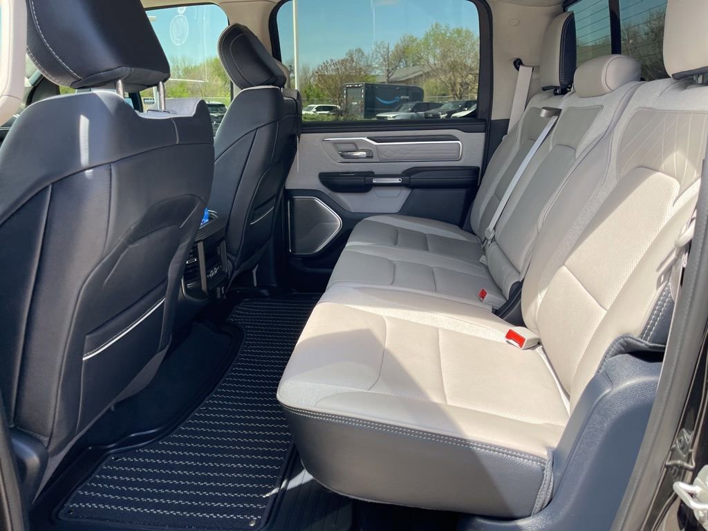Used 2024 RAM 1500 Limited image 11