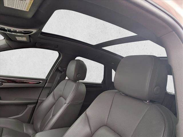 Used 2017 Porsche Macan S image 17