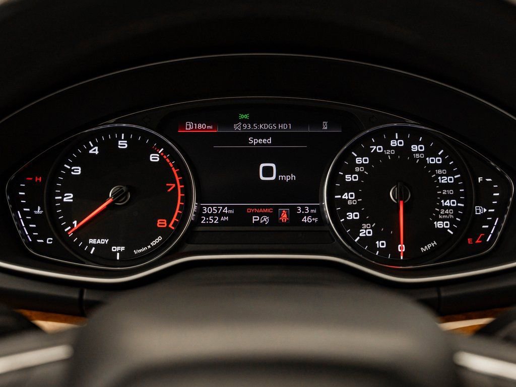 Used 2022 Audi Q5 2.0T Premium w/ Convenience Package image 32