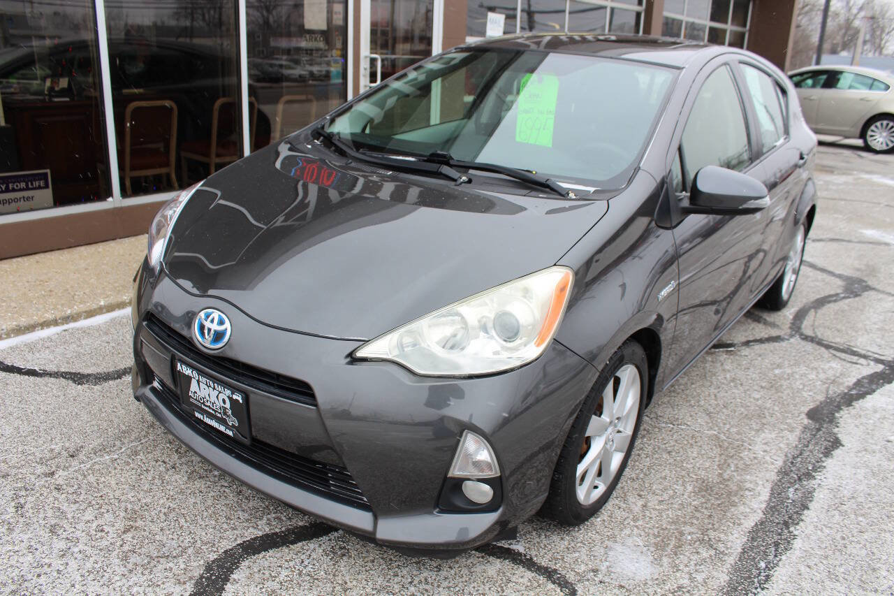 Used 2012 Toyota Prius C Four image 1