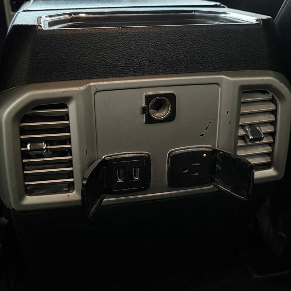 Used 2017 Ford F350 Lariat w/ FX4 Off-Road Package AWD/4WD image 22