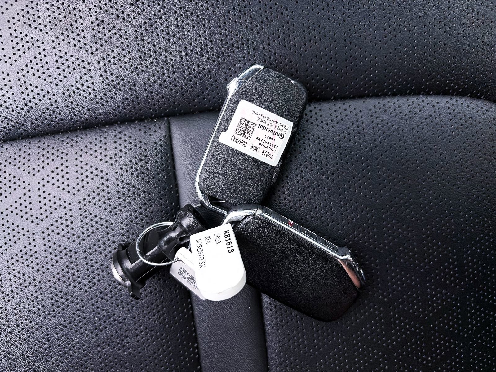 Used 2023 Kia Sorento SX image 32