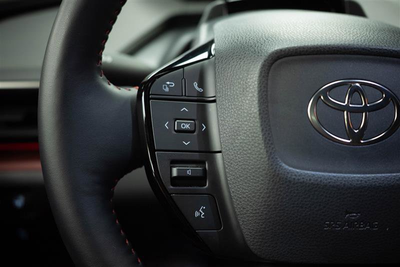 Used 2026 Toyota Prius Plug-In Hybrid image 29