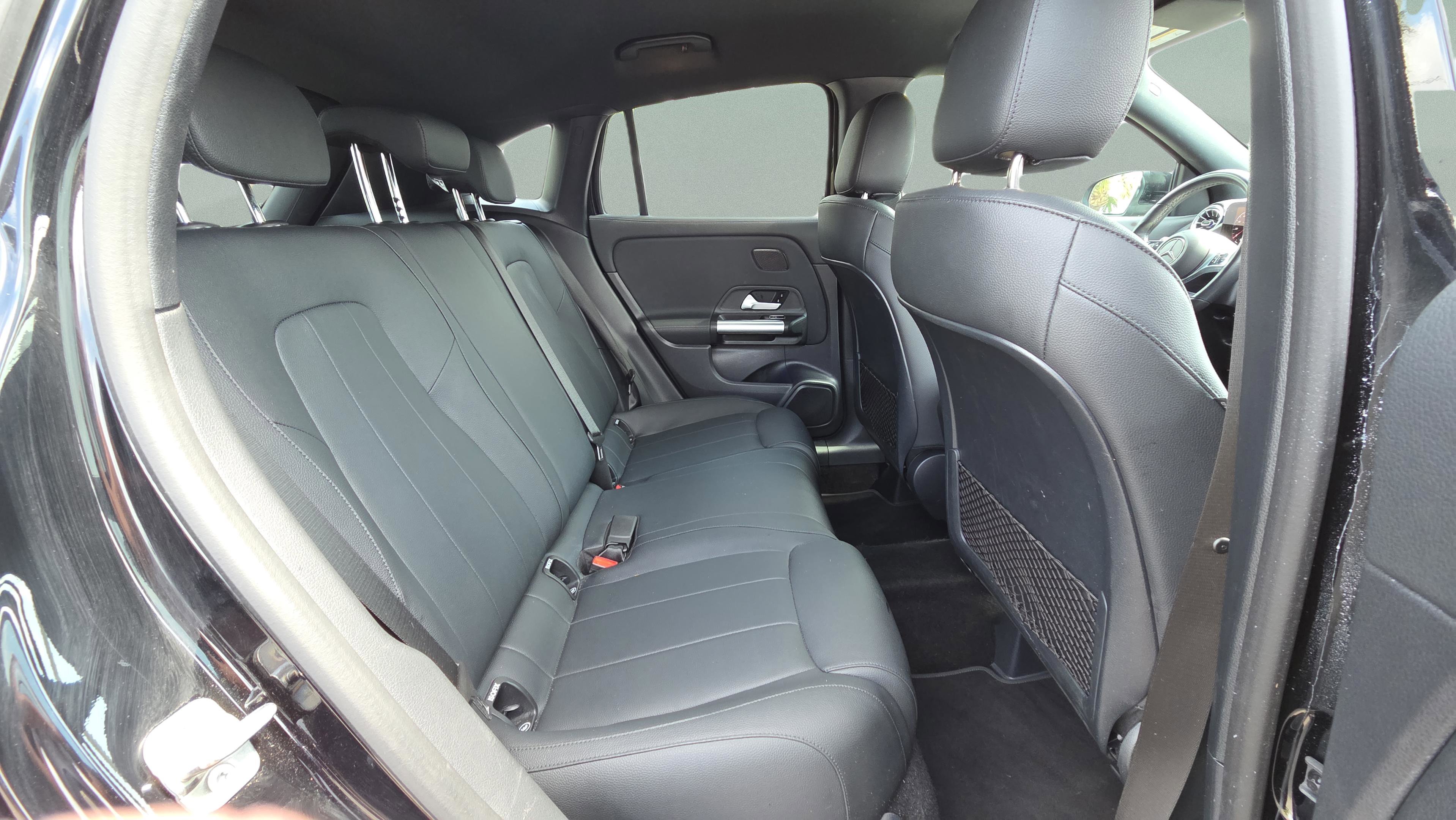 Used 2025 Mercedes-Benz GLA 250 4MATIC image 18