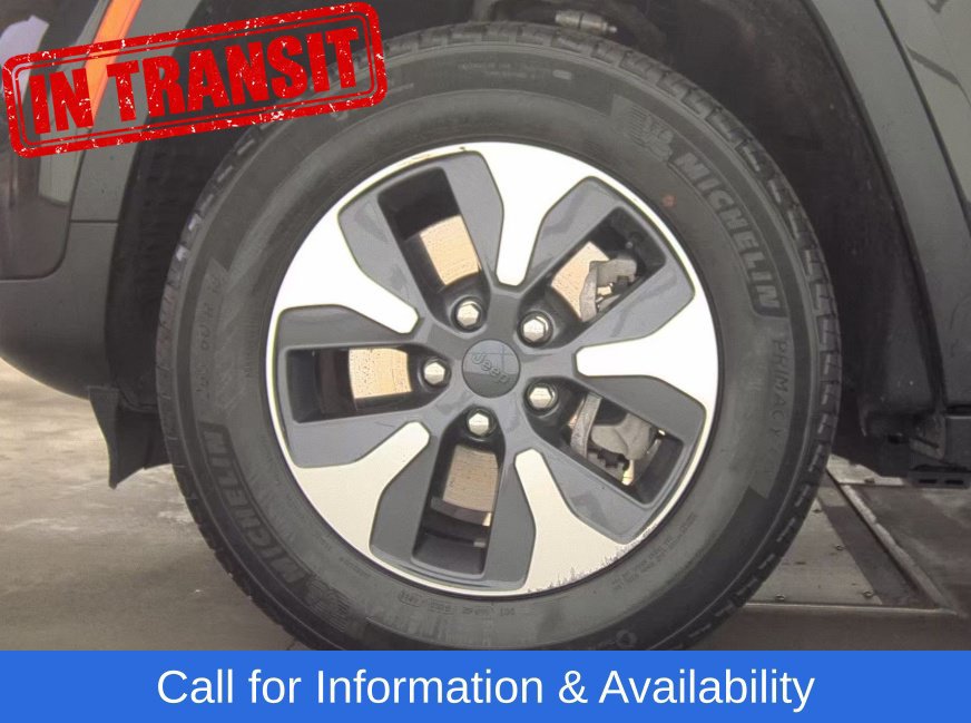 Used 2023 Jeep Grand Cherokee 4WD 4xe image 16