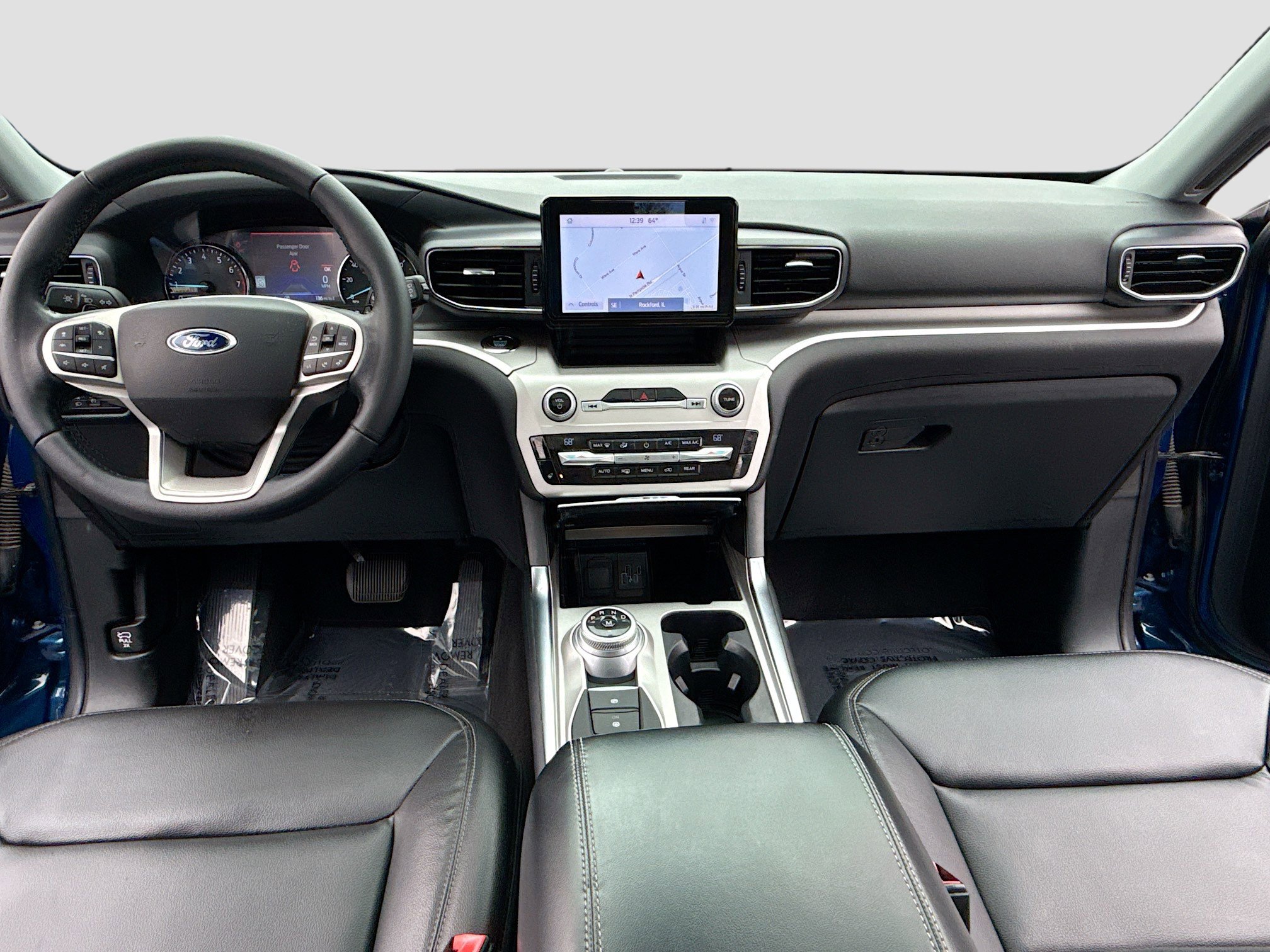 Used 2020 Ford Explorer XLT w/ Equipment Group 202A AWD/4WD image 3