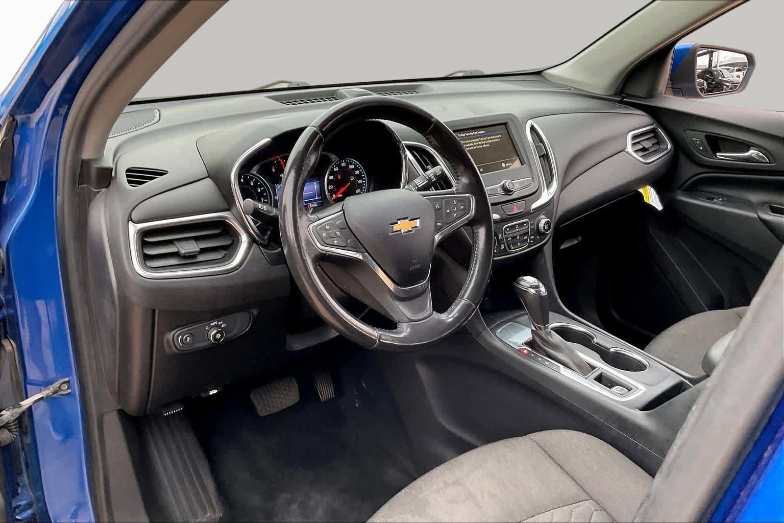 Used 2019 Chevrolet Equinox LT FWD image 16