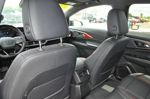 Used 2024 Chevrolet Equinox EV RS FWD image 14