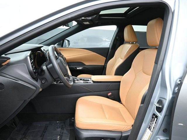 Used 2023 Lexus RX 350 Premium Plus w/ Accessory Package AWD/4WD image 21