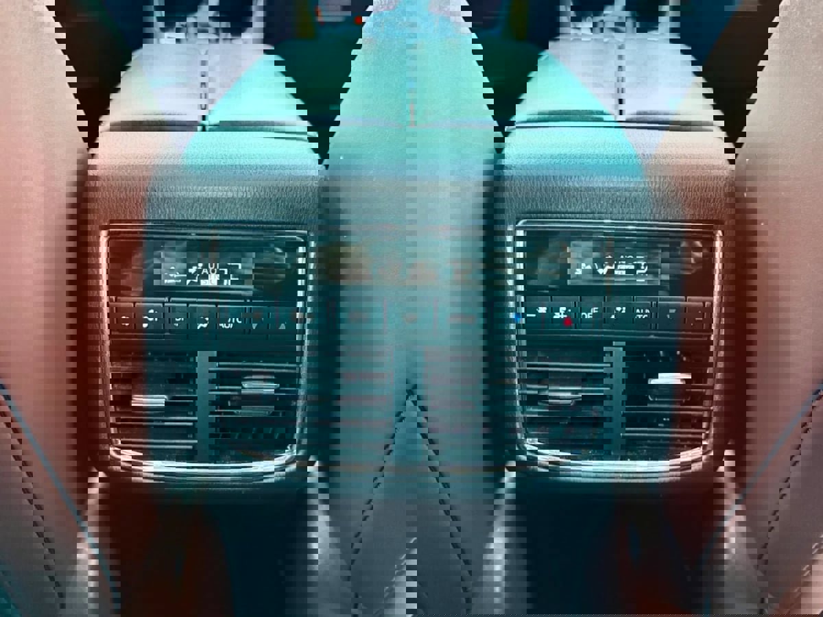 Used 2016 MAZDA CX-9 Signature image 25