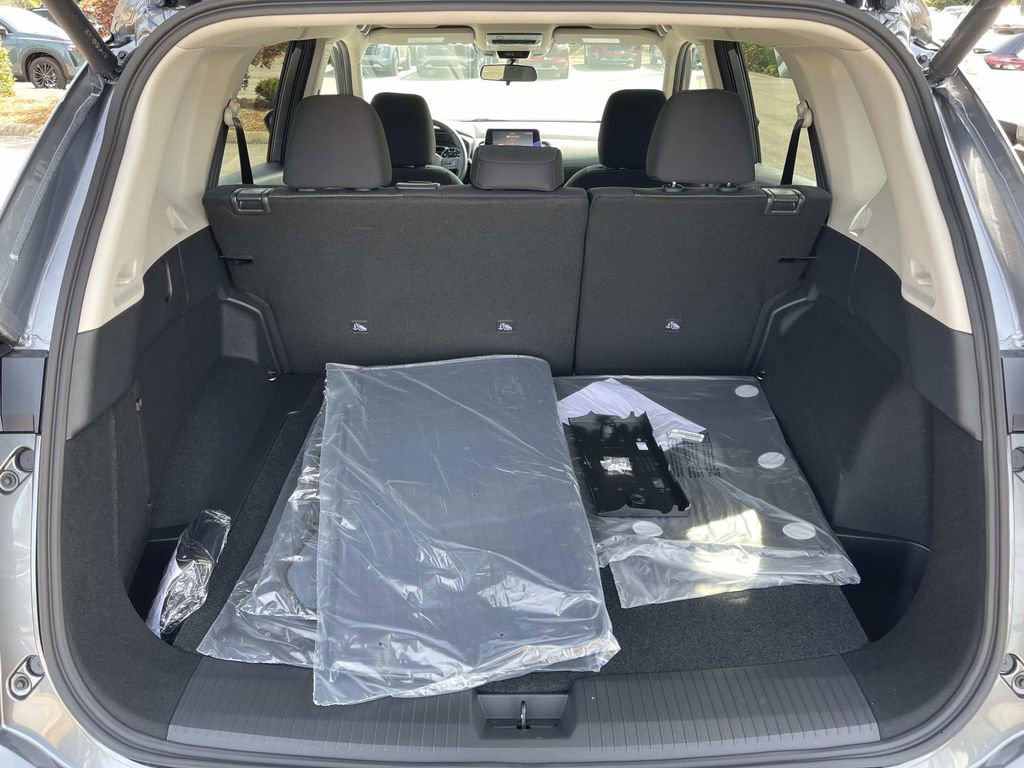 New 2026 Nissan Rogue SV FWD image 12