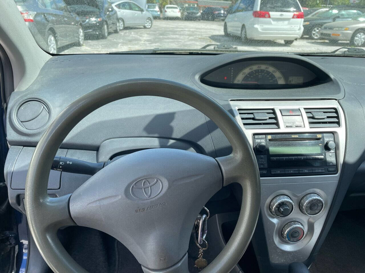 Used 2008 Toyota Yaris Sedan FWD image 9
