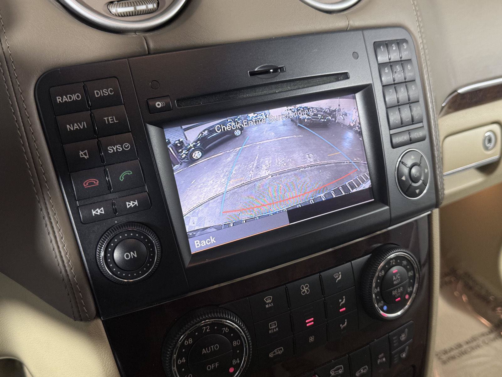 Used 2012 Mercedes-Benz GL 550 4MATIC image 14