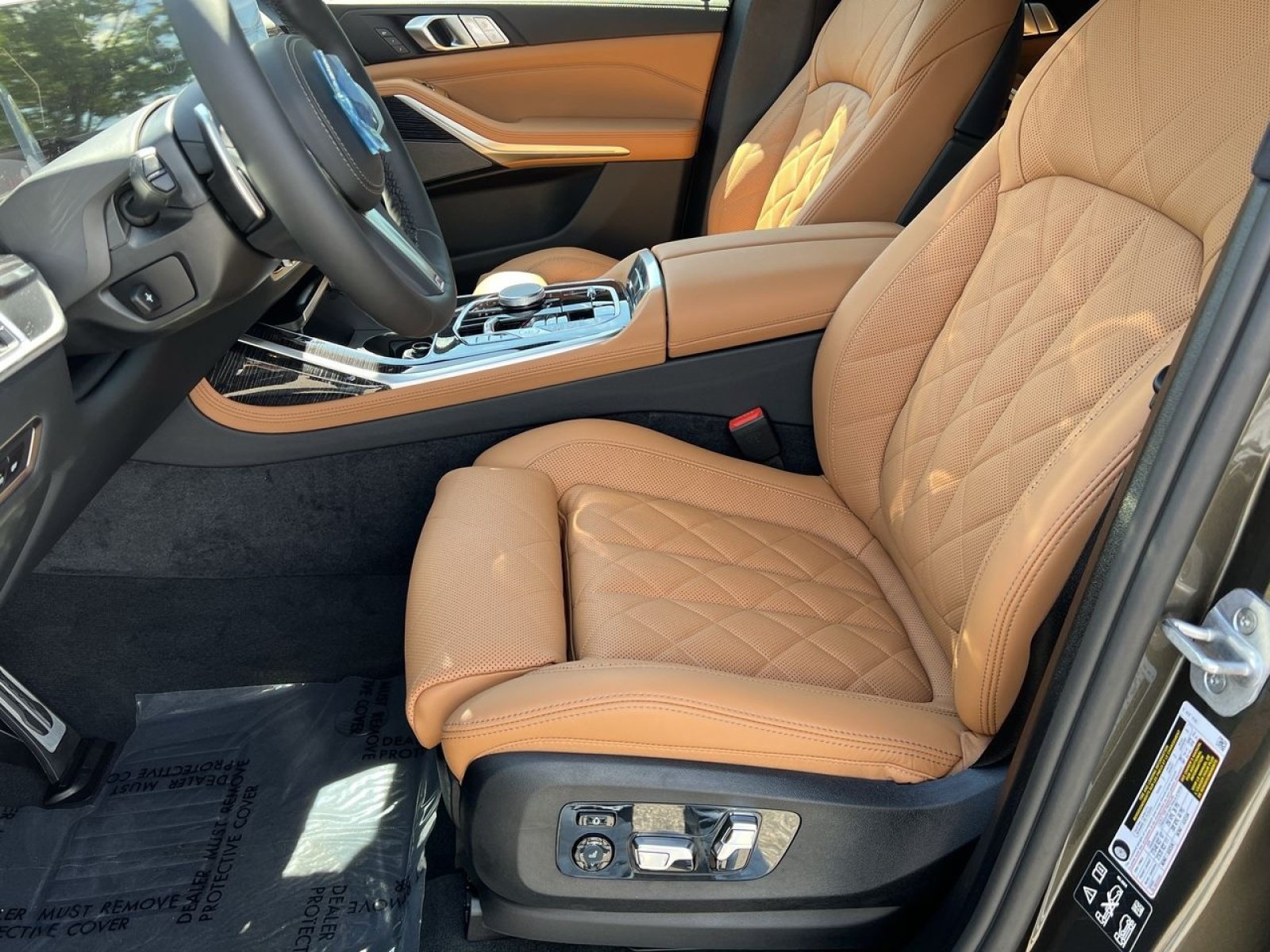 New 2027 BMW X7 xDrive40i w/ M Sport Package AWD/4WD image 10