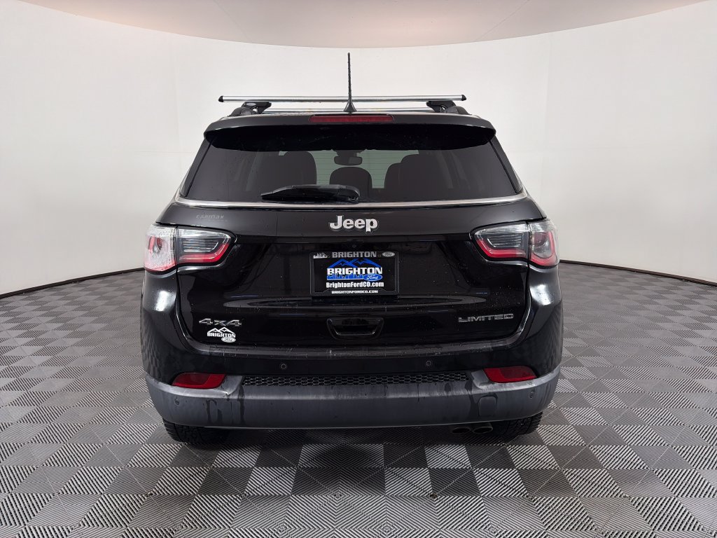 Used 2018 Jeep Compass Limited AWD/4WD image 4