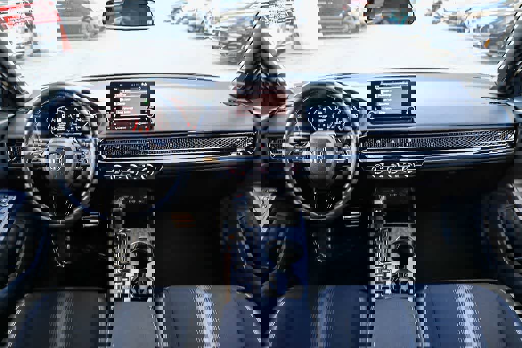 Used 2025 Honda Civic Sport image 12