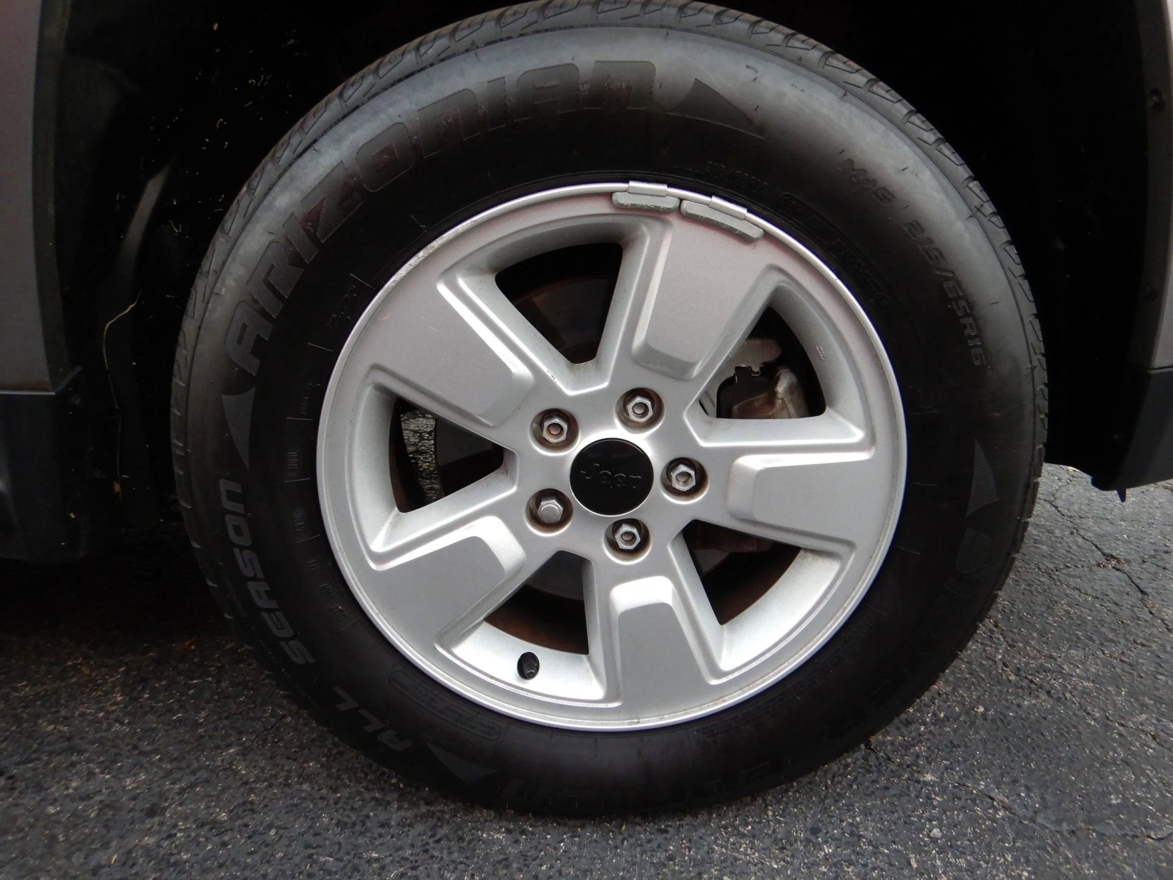 Used 2016 Jeep Compass Sport w/ Power Value Group image 27