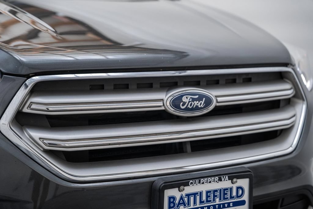 Used 2018 Ford Escape SEL FWD image 12