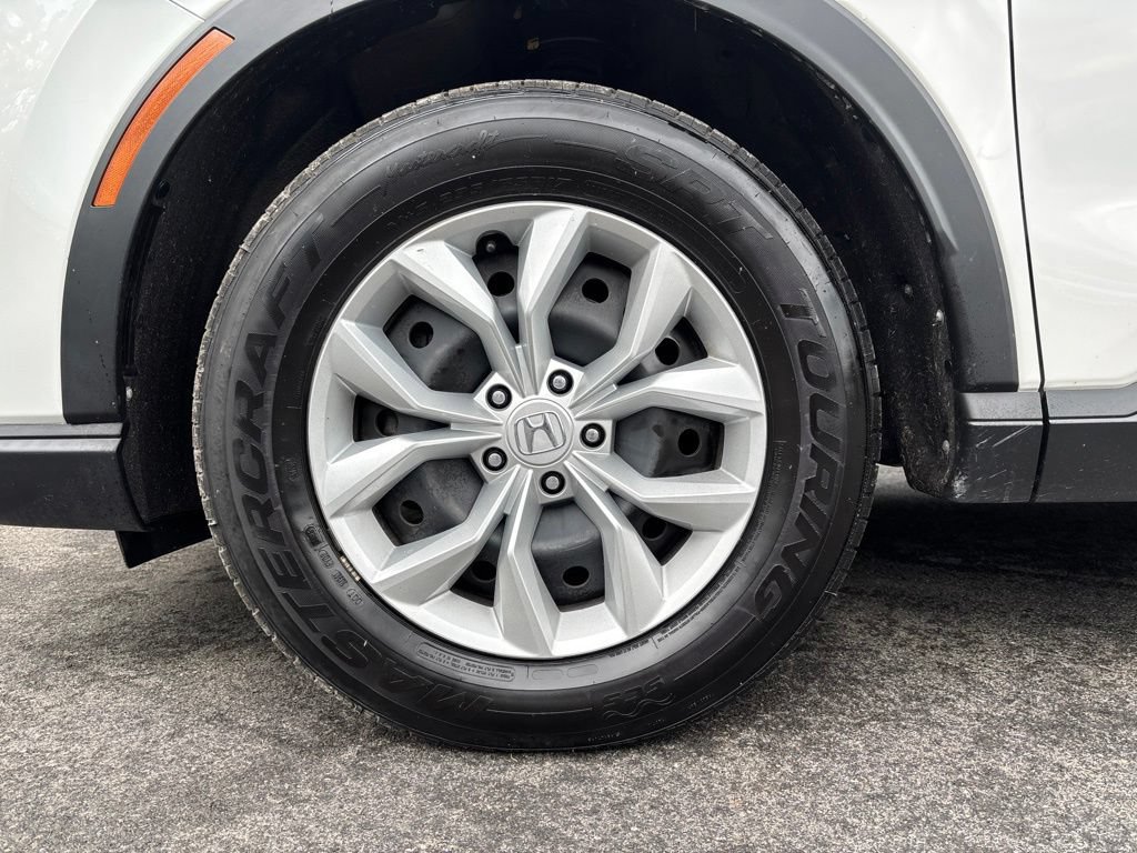 Used 2023 Honda CR-V LX image 9