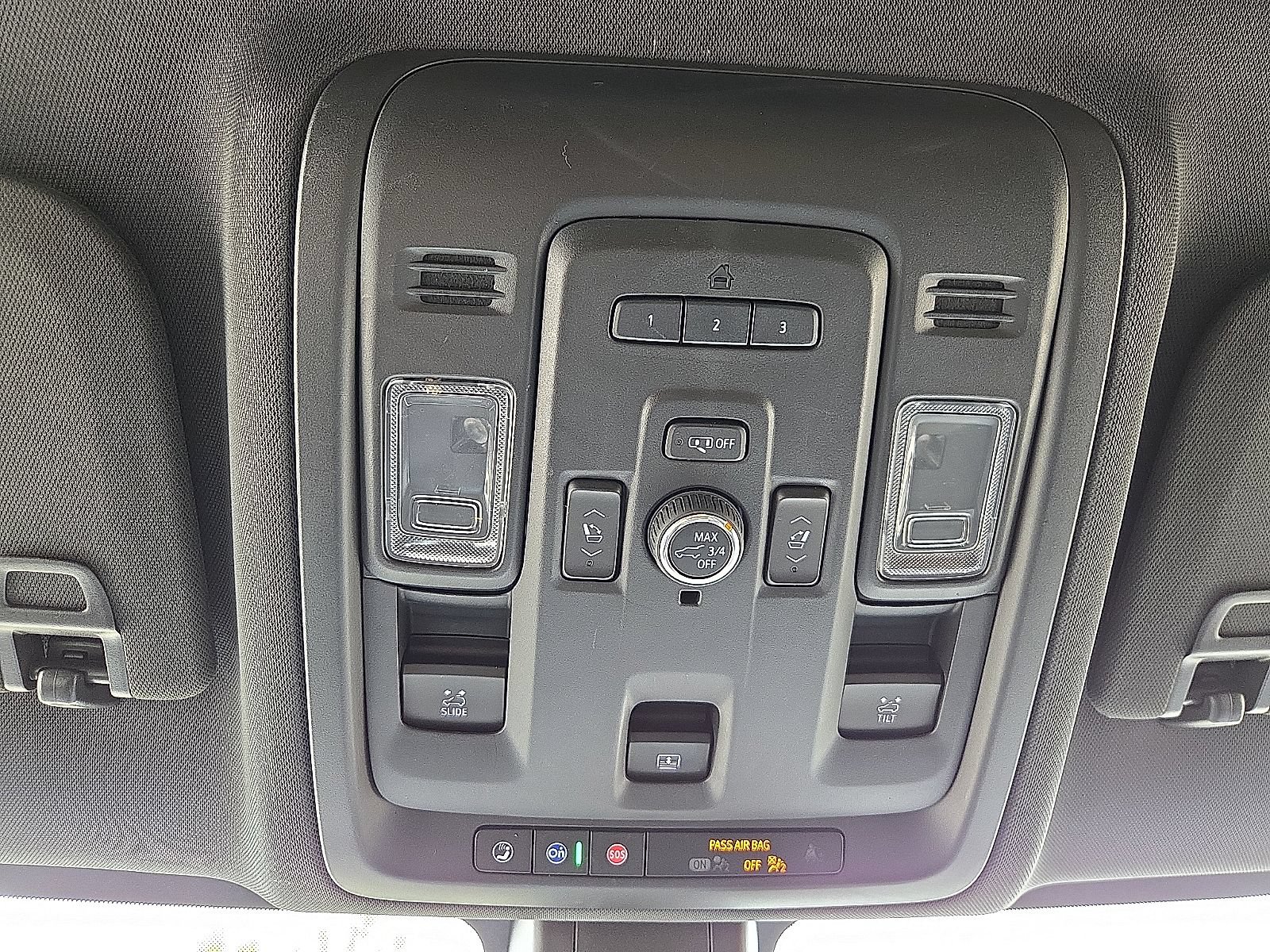 Used 2021 Chevrolet Tahoe Z71 w/ Z71 Signature Package AWD/4WD image 22