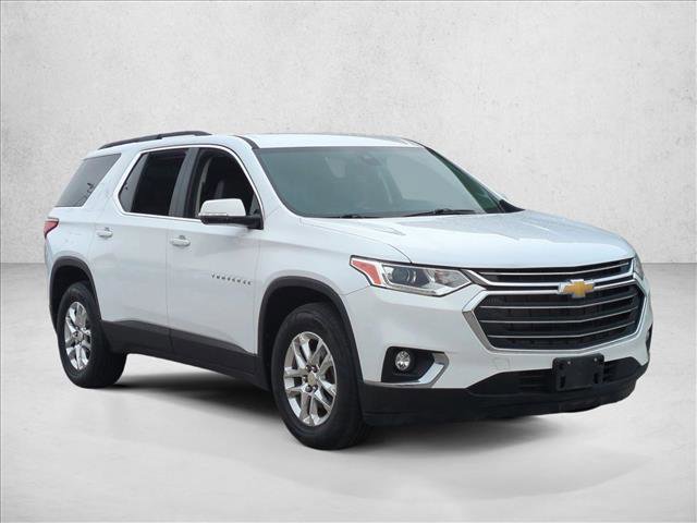 Used 2020 Chevrolet Traverse LT w/ Driver Confidence II Package image 3