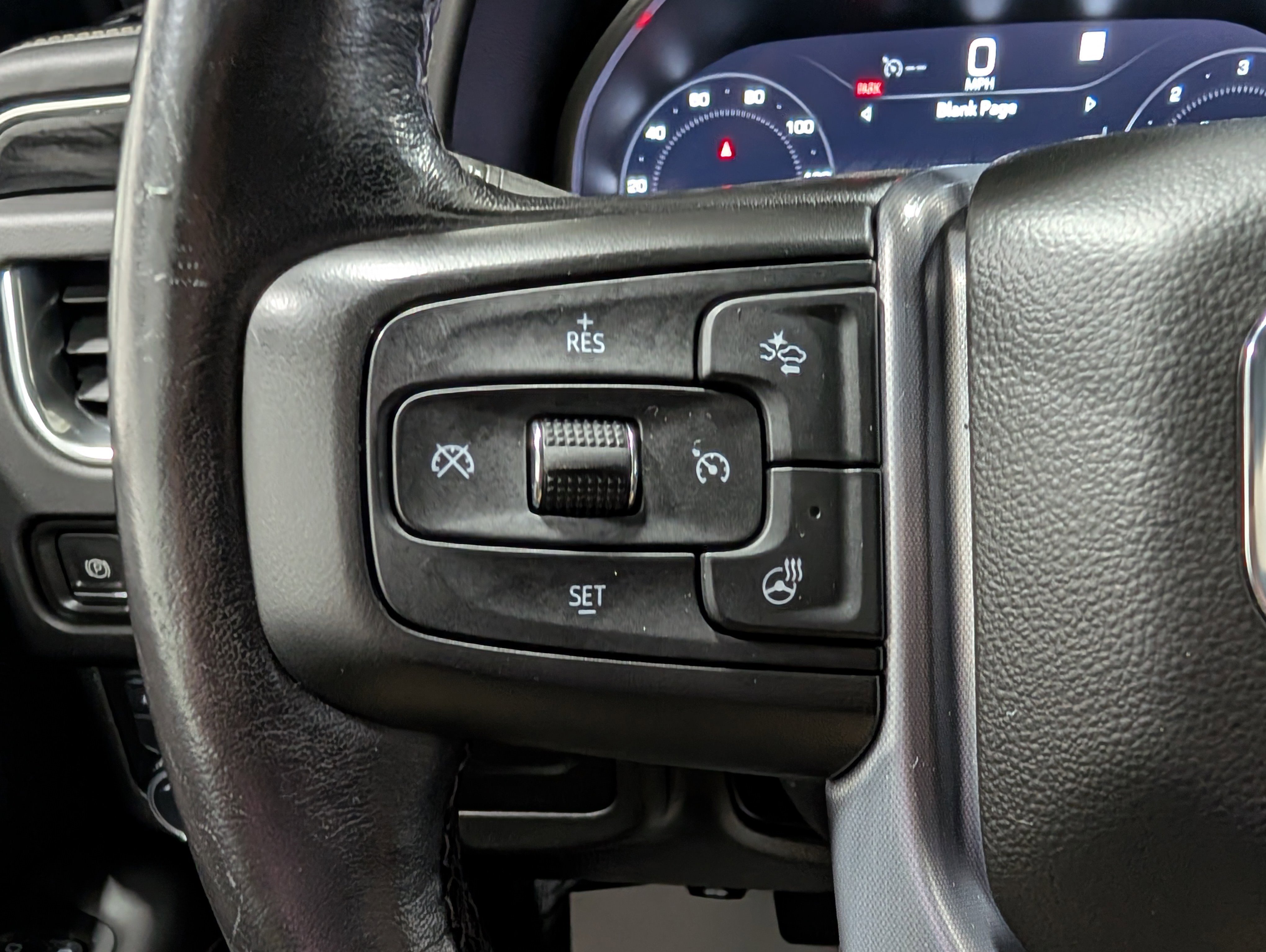 Used 2022 GMC Yukon XL SLT w/ SLT Luxury Package image 25