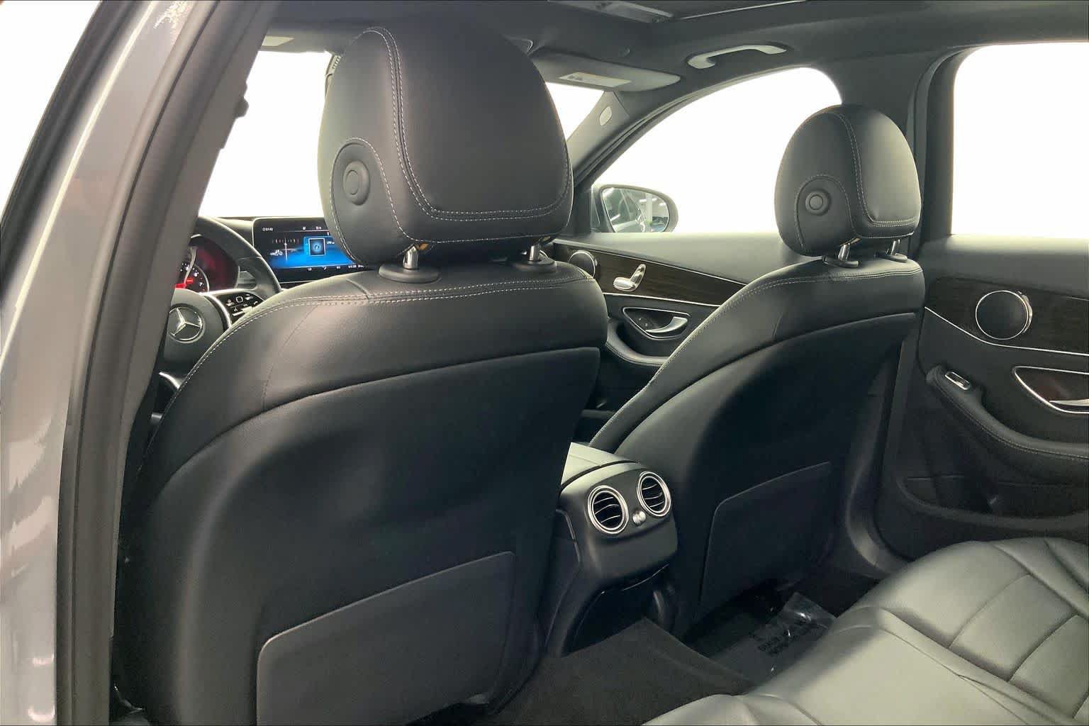 Used 2019 Mercedes-Benz C 300 Sedan image 16